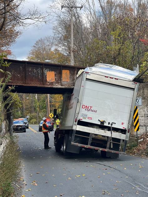 Delivery truck hits Maple Avenue Bridge in Glenville